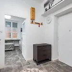 Krakowskie Przedmiescie 69 By Homeprime Apartman *